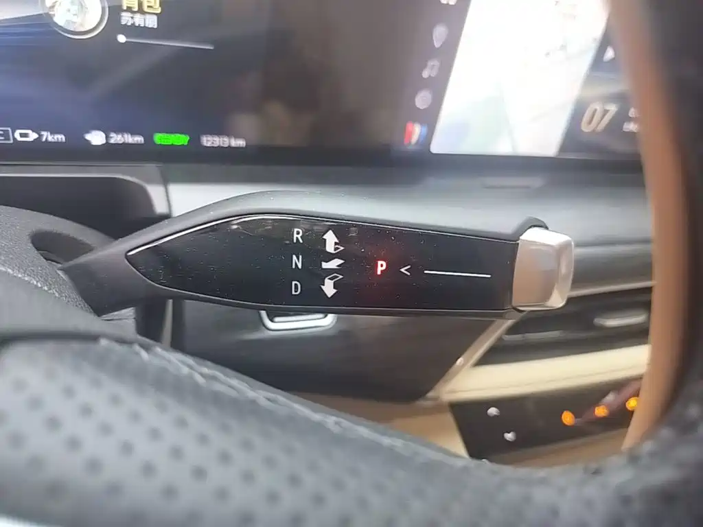 Buick GL8 Hybrid — миниатюра 14