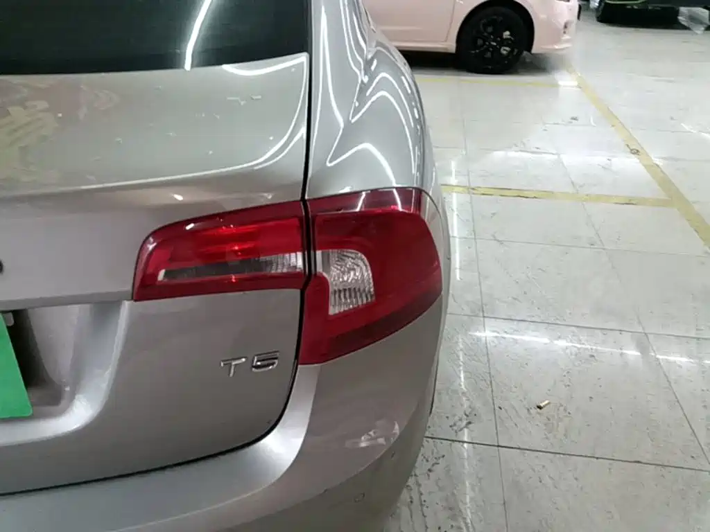 Volvo S60 — миниатюра 8