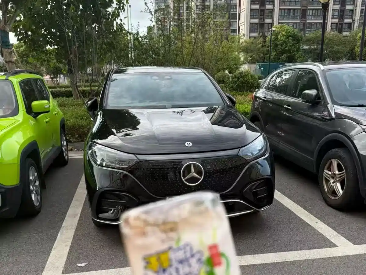 奔驰EQE SUV 2024款 500 4MATIC 豪华版 2025