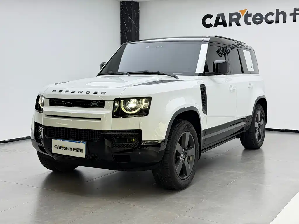 Land Rover Defender 2023