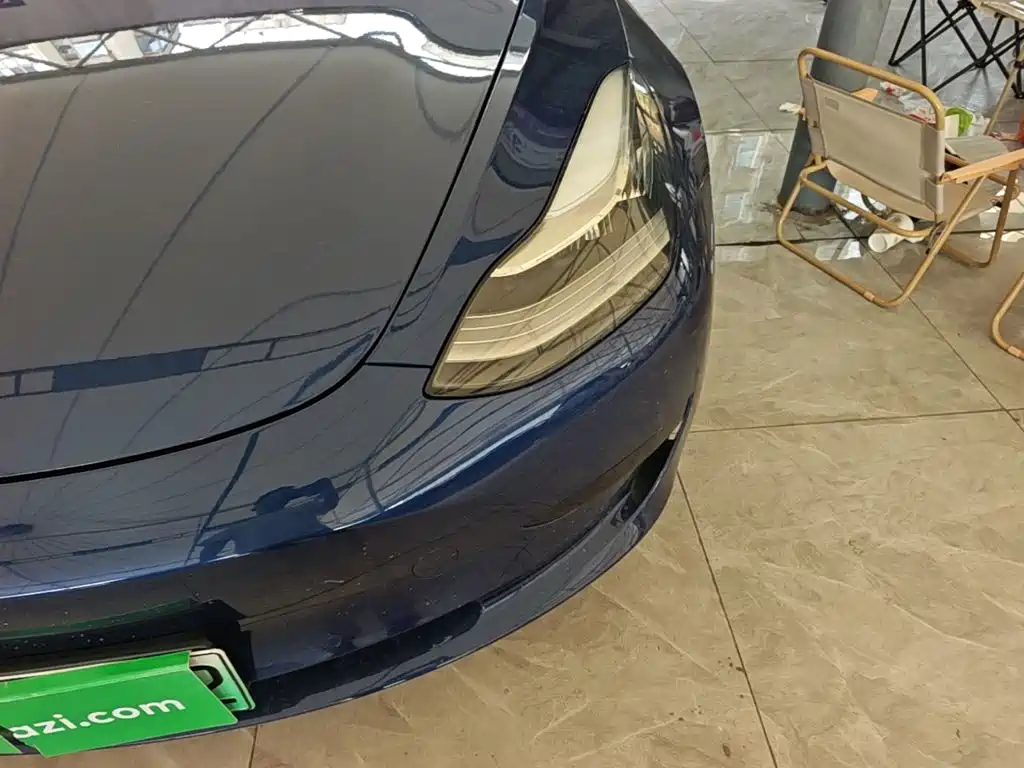 Tesla Model 3 — миниатюра 24