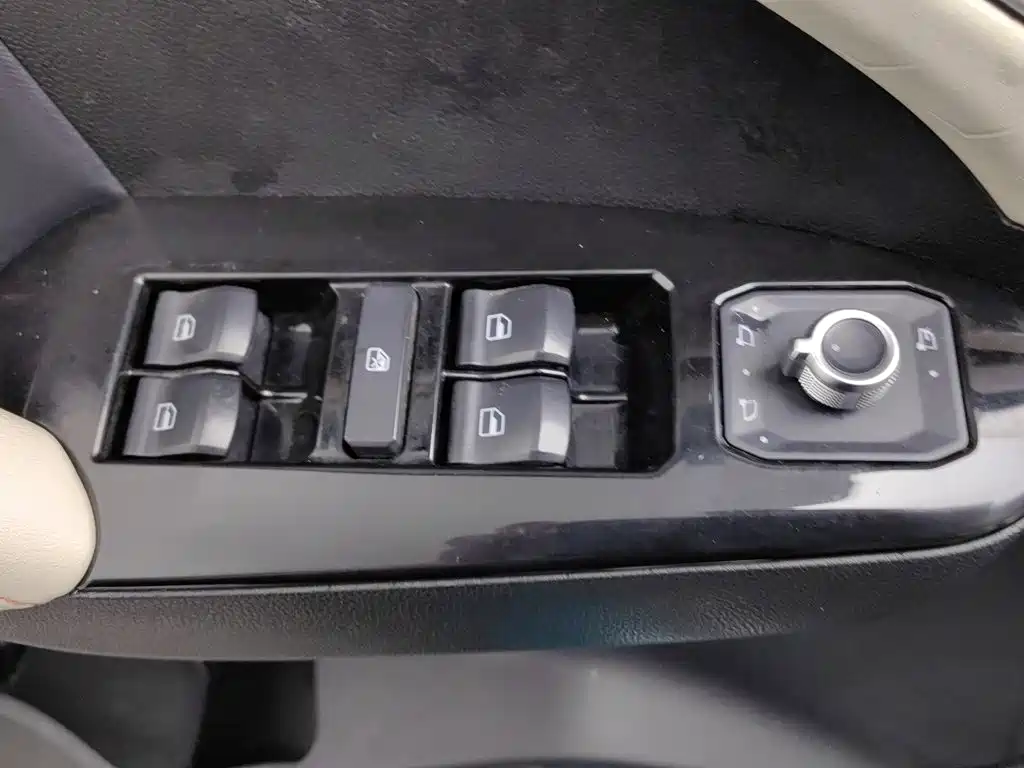 Haval Chitu — миниатюра 9