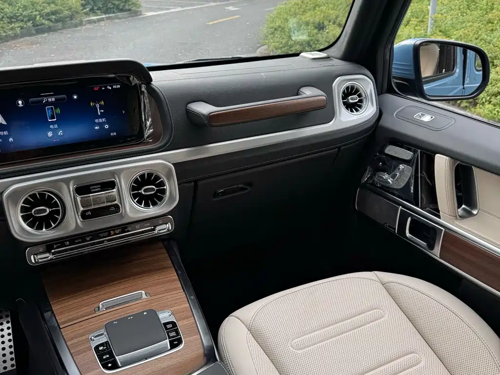 Mercedes-Benz G-Class — миниатюра 19