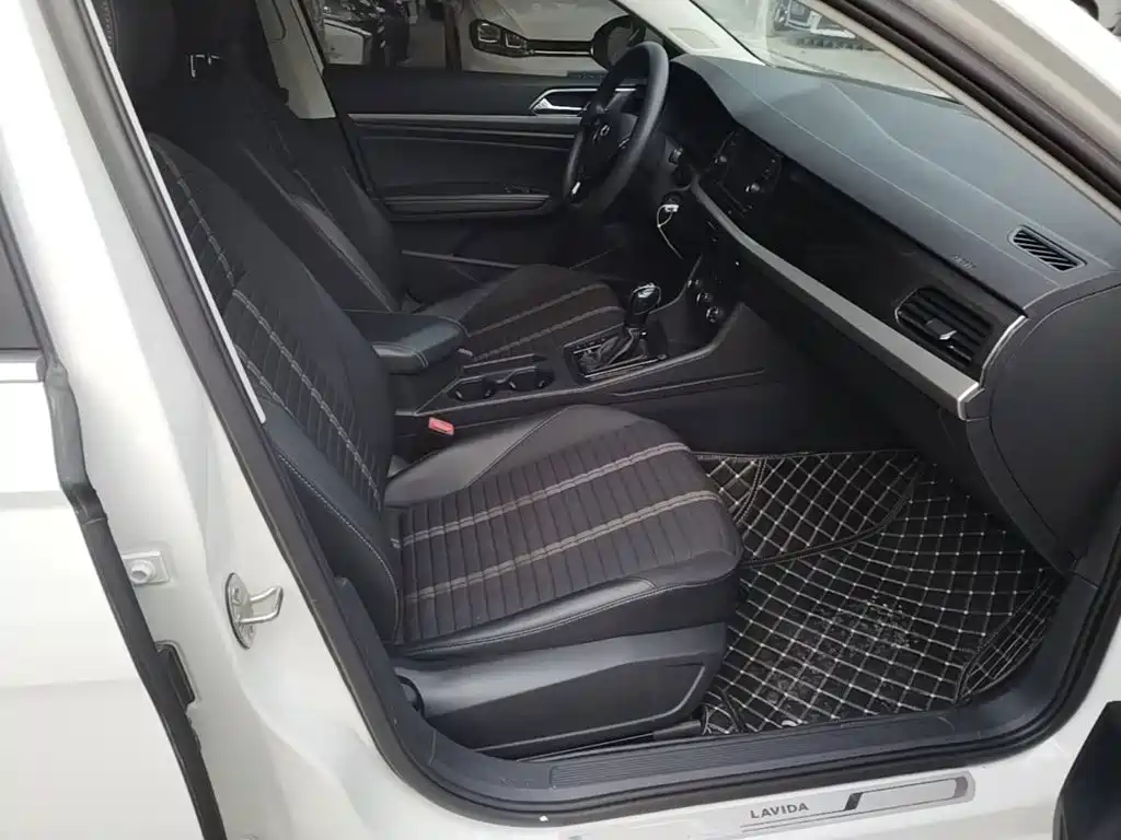 Volkswagen Lavida — миниатюра 25
