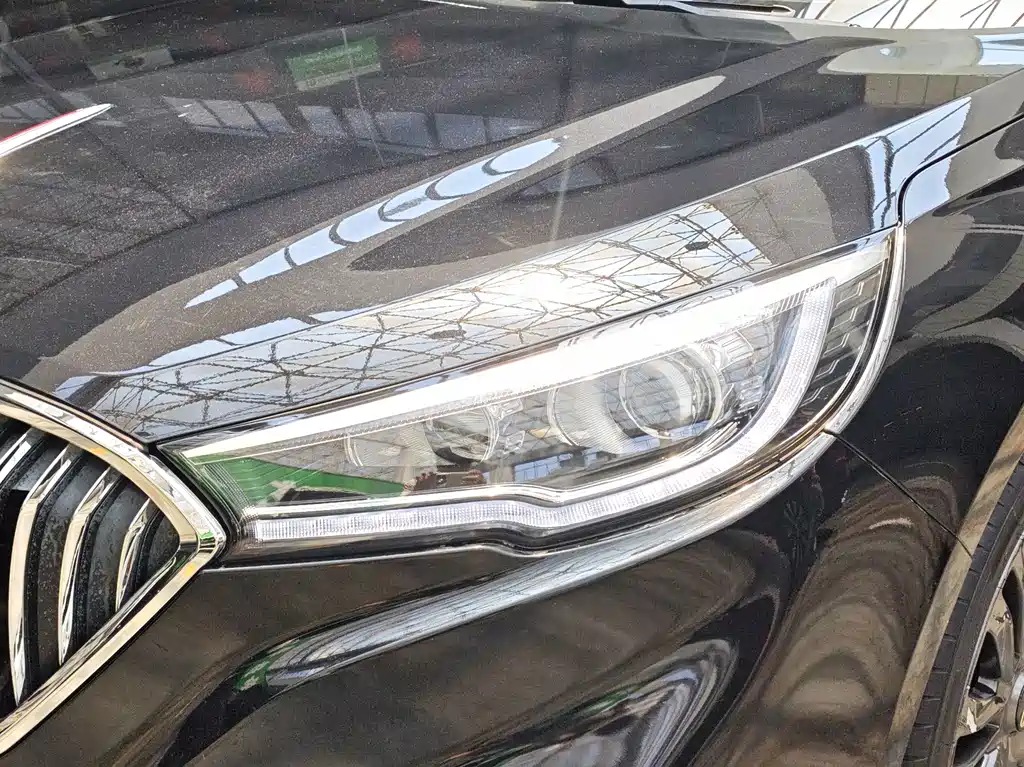 Hongqi Hongqi H5 — миниатюра 4