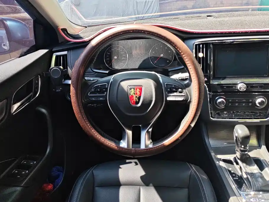 Roewe i6 Classic — миниатюра 15