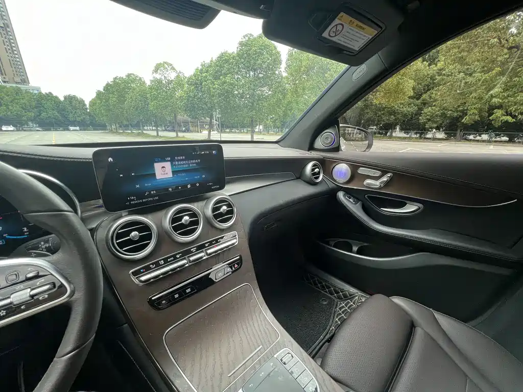 Mercedes-Benz GLC — миниатюра 4