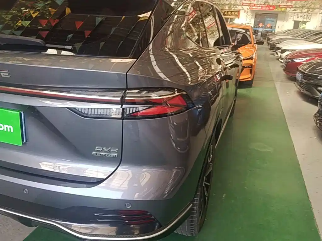 Roewe RX5 — миниатюра 8