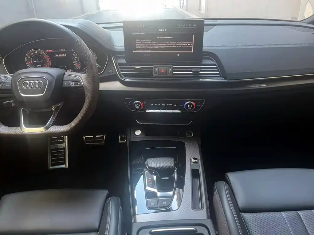 Audi Q5L — миниатюра 12
