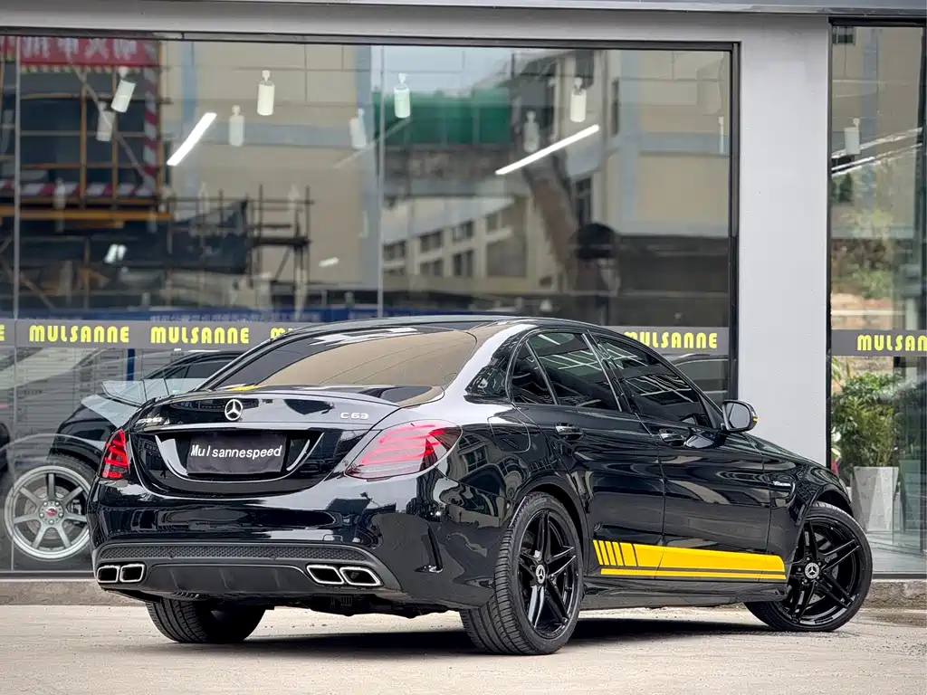 MERCEDES-BENZ C CLASS AMG