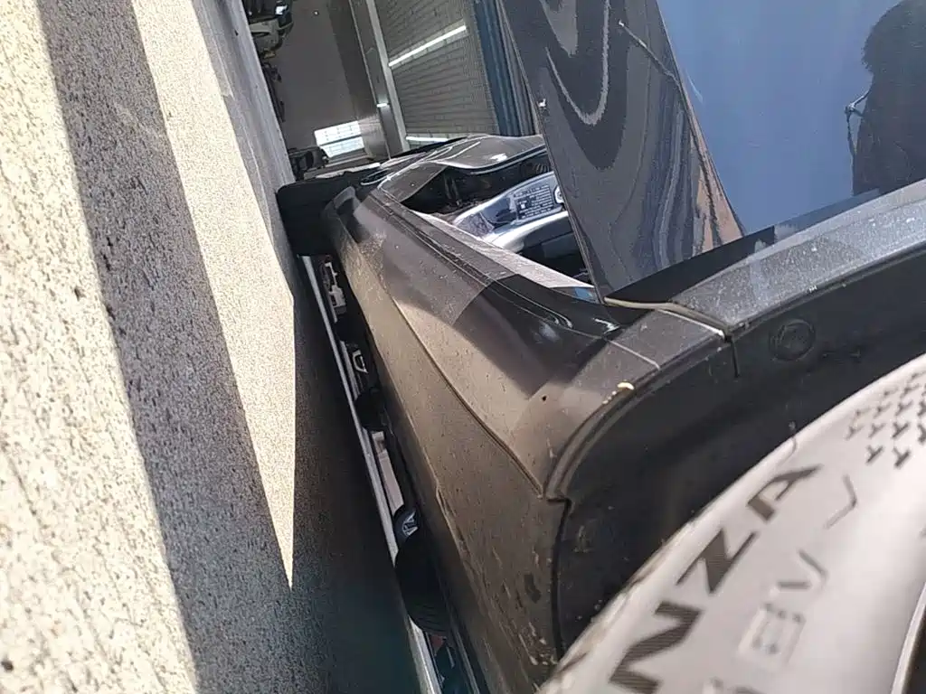 Tesla Model 3 — миниатюра 21
