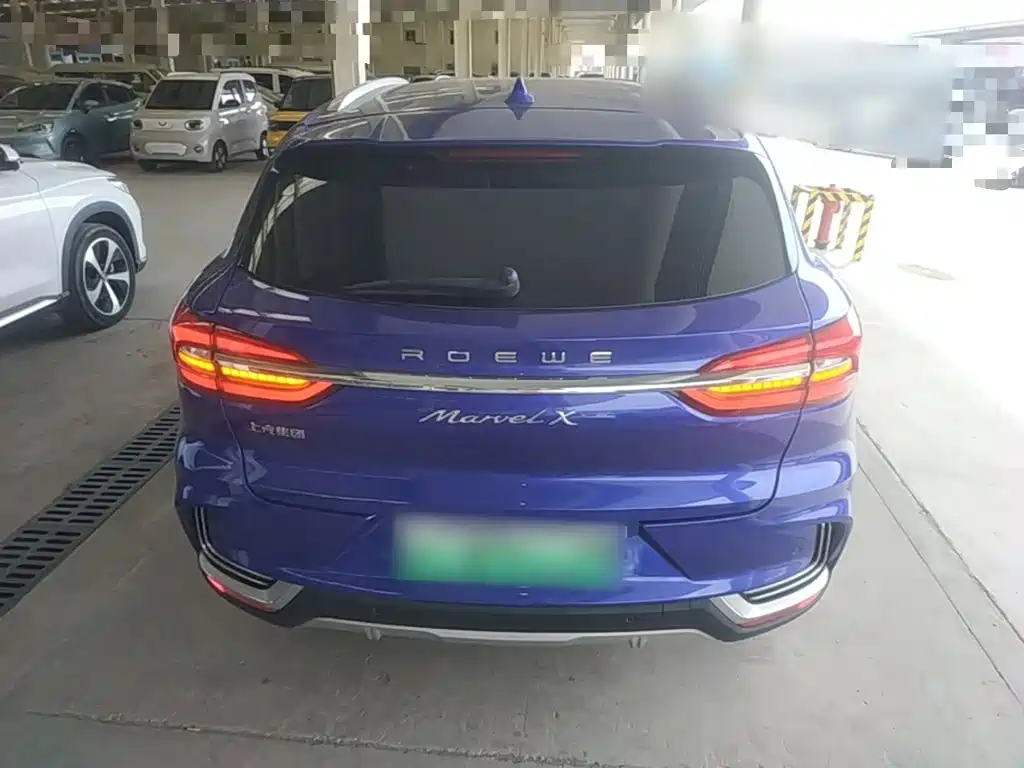 Roewe MARVEL X — миниатюра 6