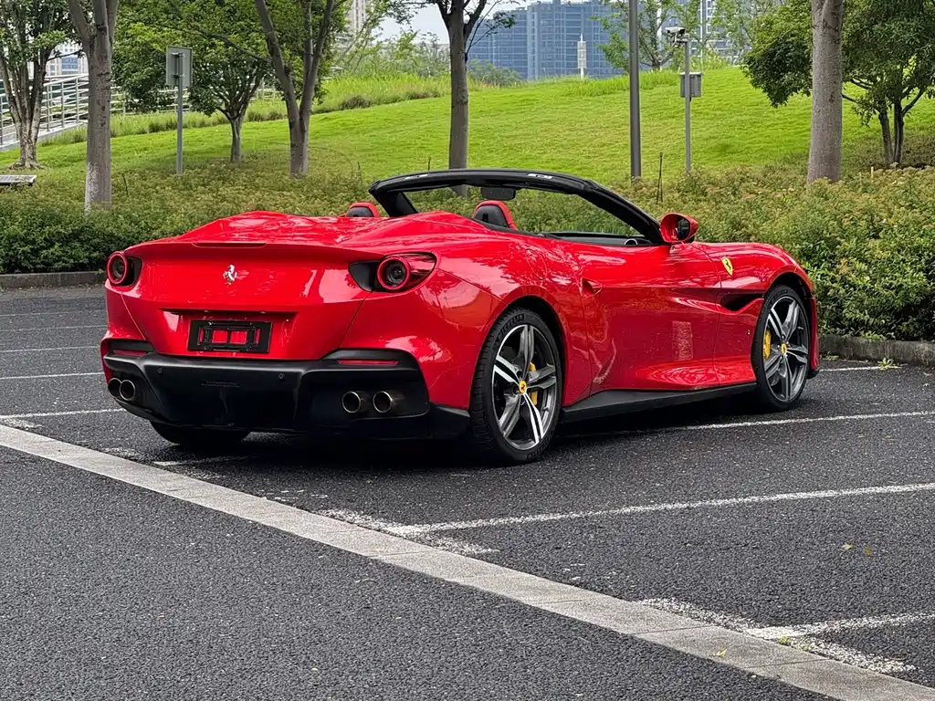 Ferrari Portofino — миниатюра 6