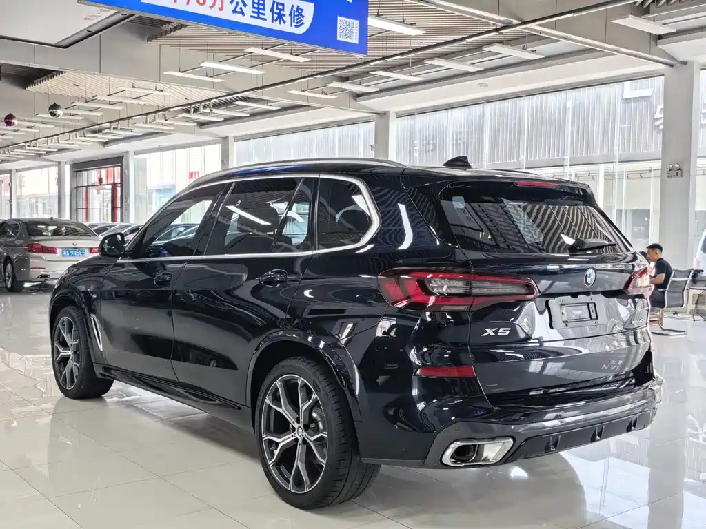 BMW X5 — миниатюра 13