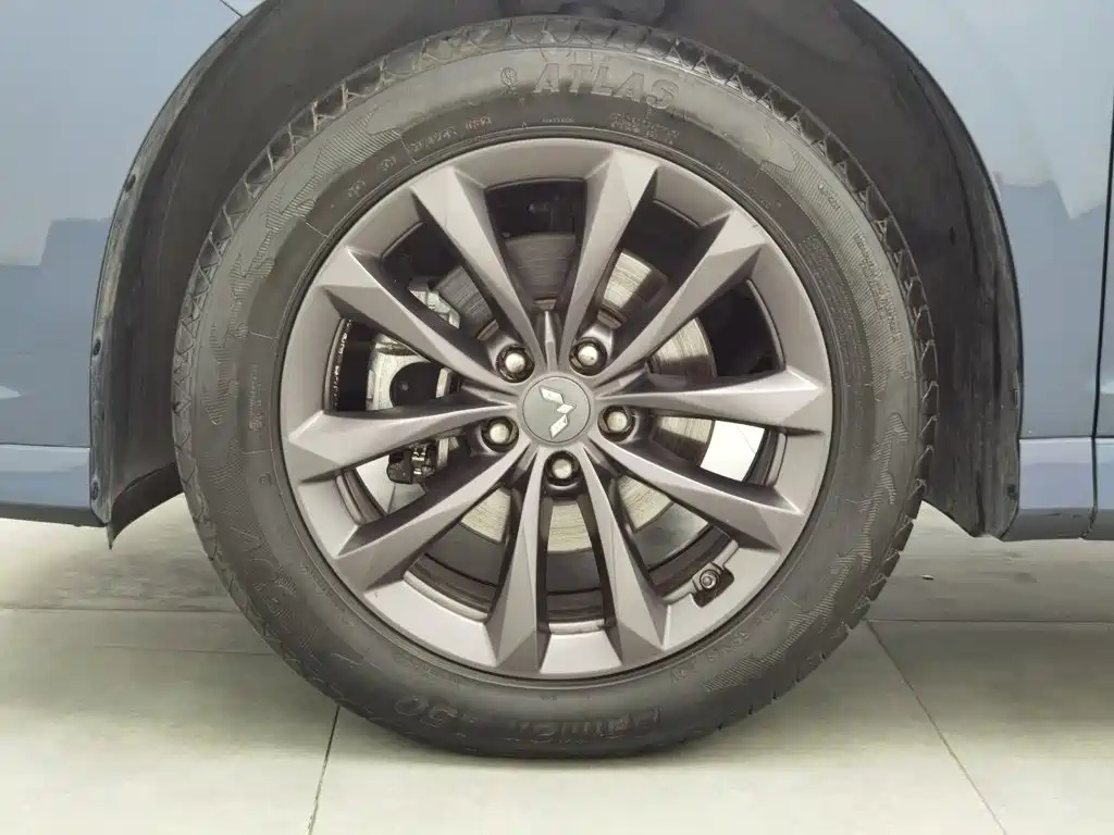 Wuling Victory — миниатюра 17