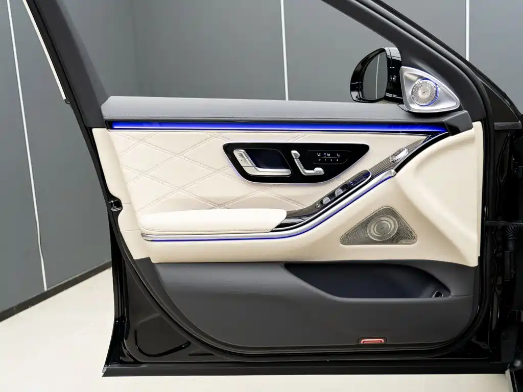Mercedes-Benz S-Class — миниатюра 9