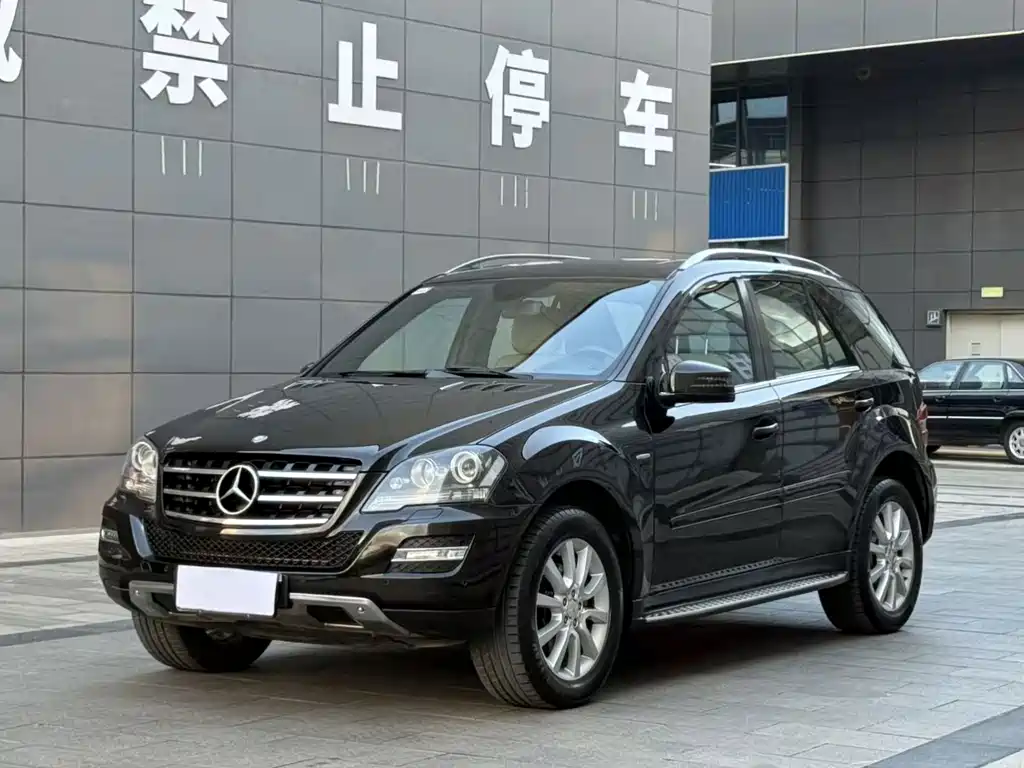 Mercedes-Benz M-Class