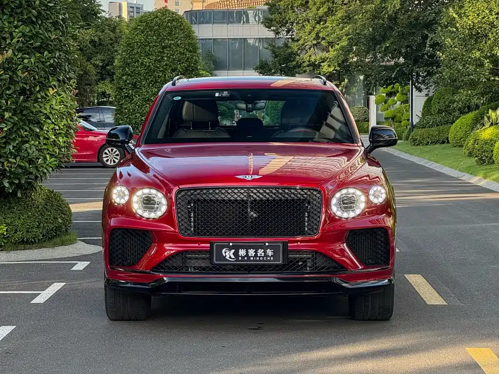 Bentley Bentayga — миниатюра 2