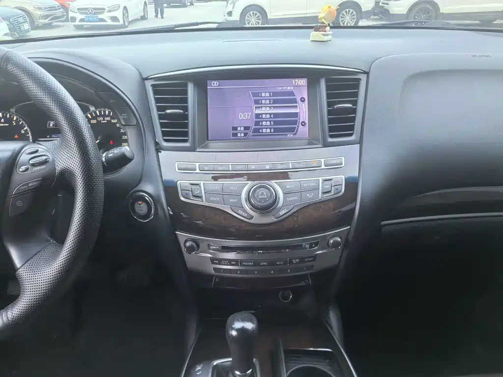 Infiniti JX — миниатюра 10
