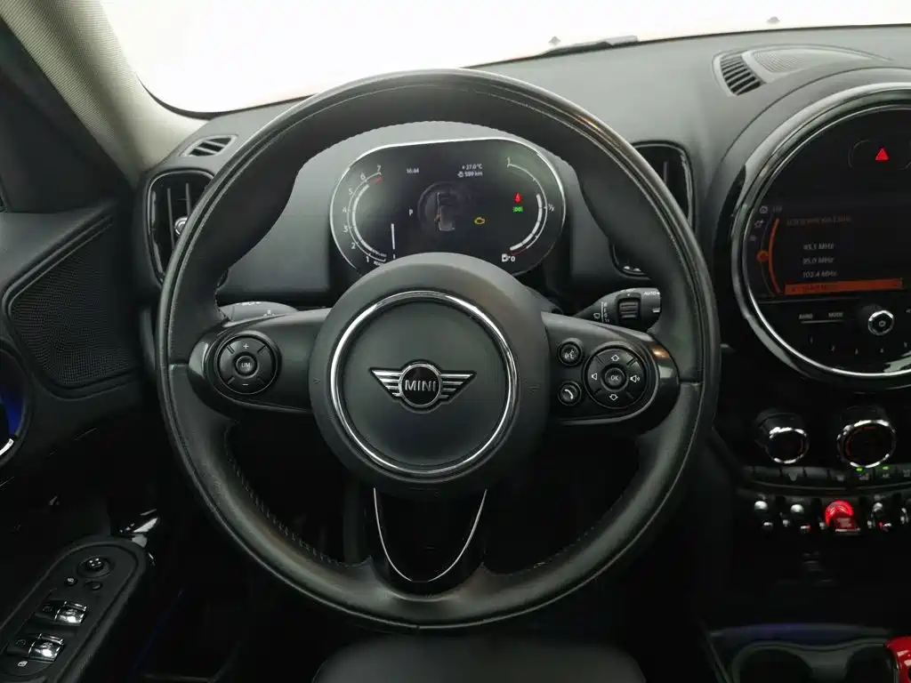 MINI Mini Countryman — миниатюра 11