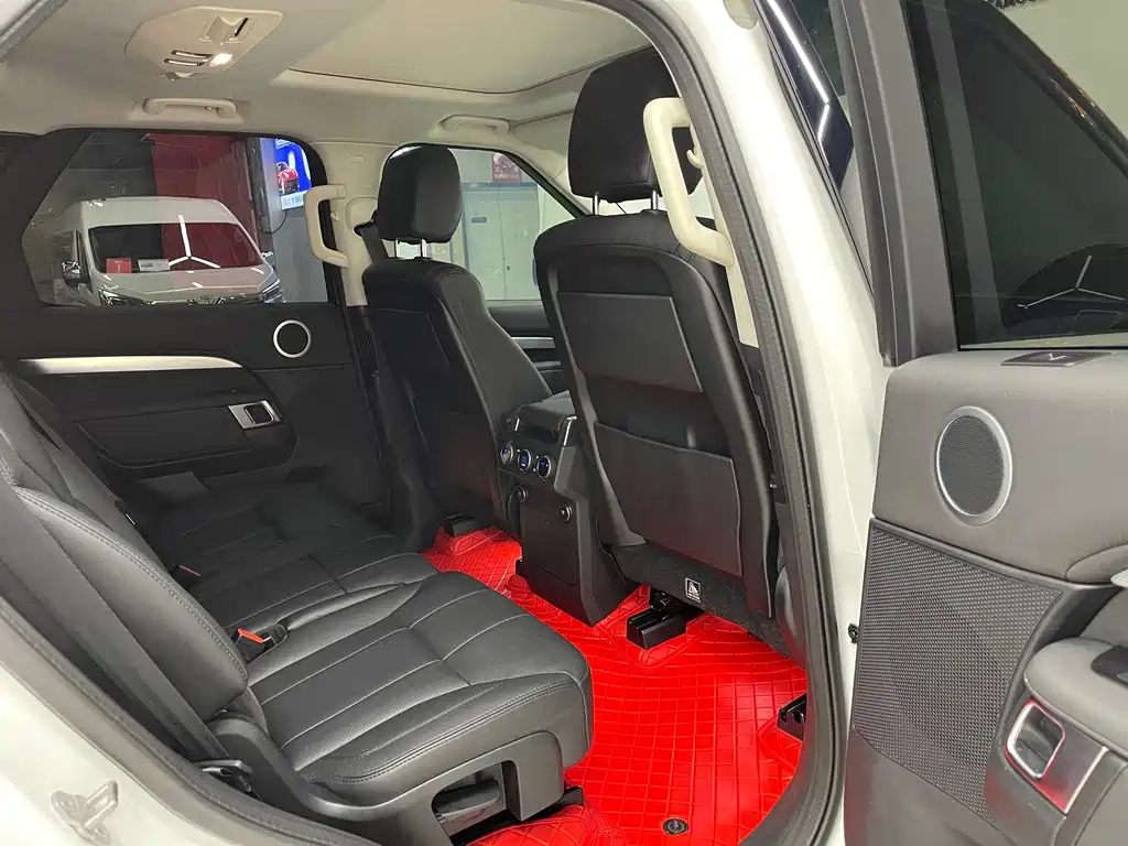 Land Rover Discovery — миниатюра 9