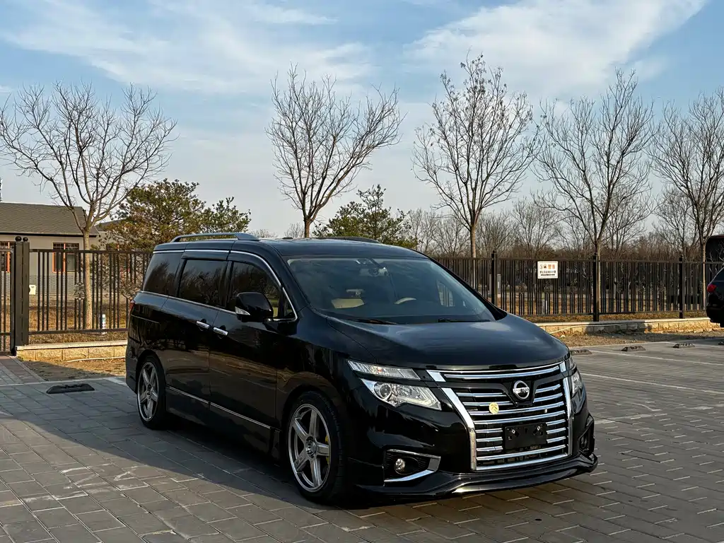 Nissan Quest 2015 3.5L SL