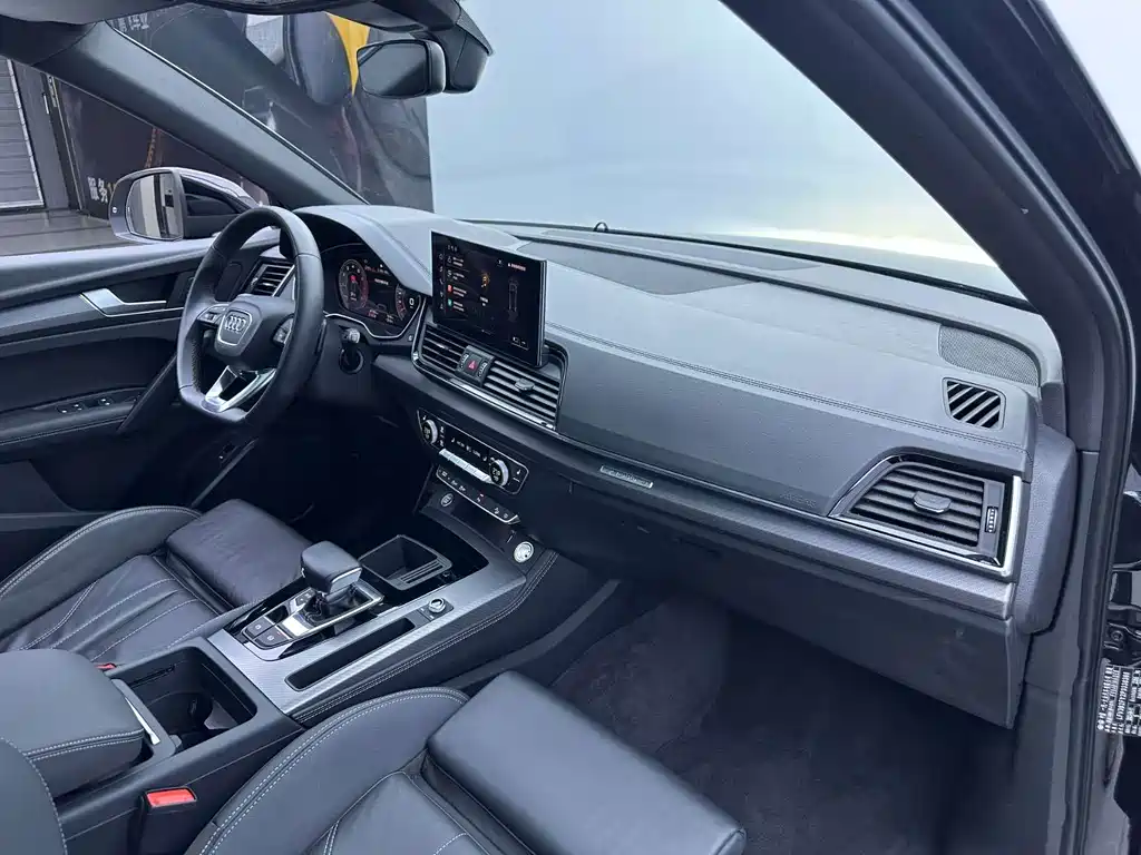 Audi Q5L — миниатюра 8