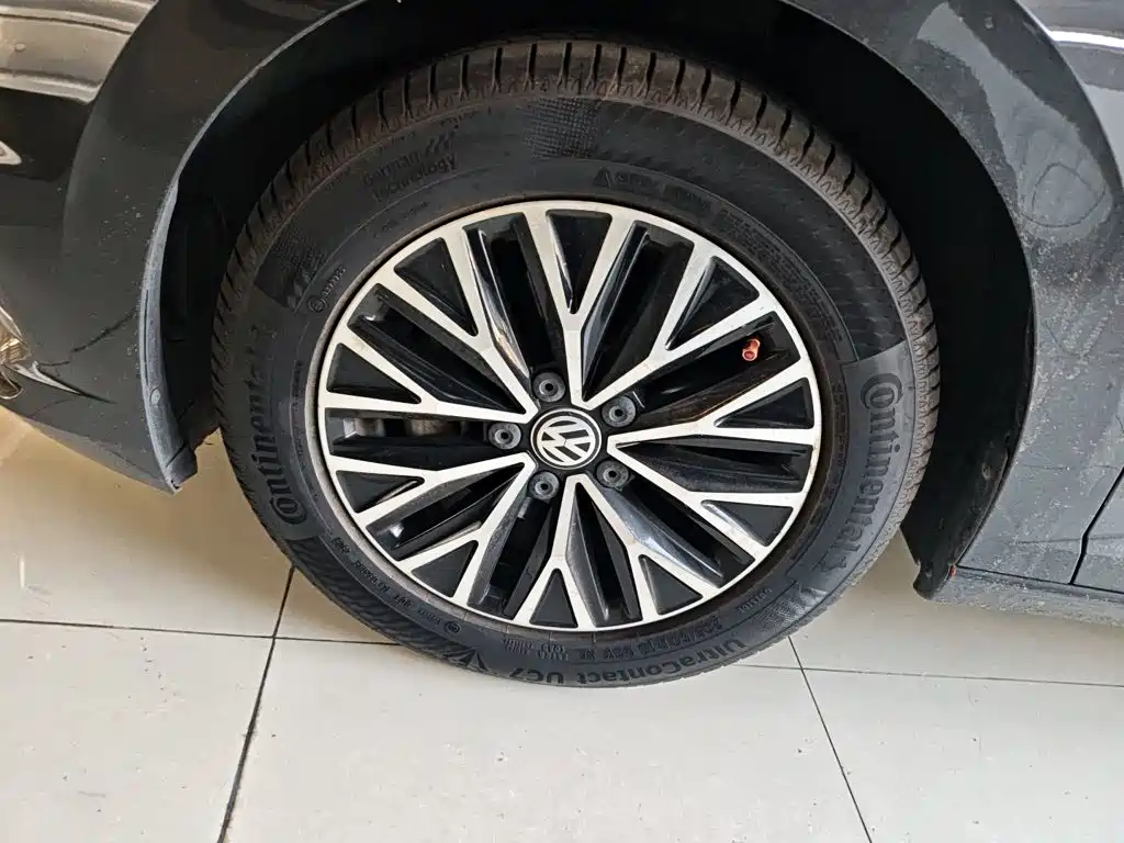 Volkswagen Sagitar — миниатюра 25