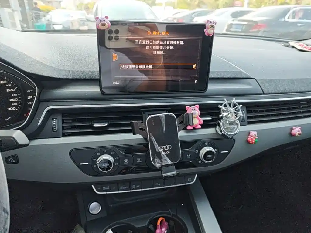Audi A4L — миниатюра 13