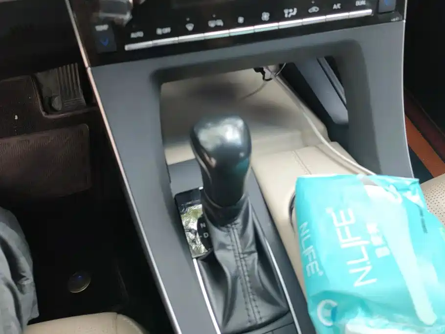 Toyota Avalon — миниатюра 16