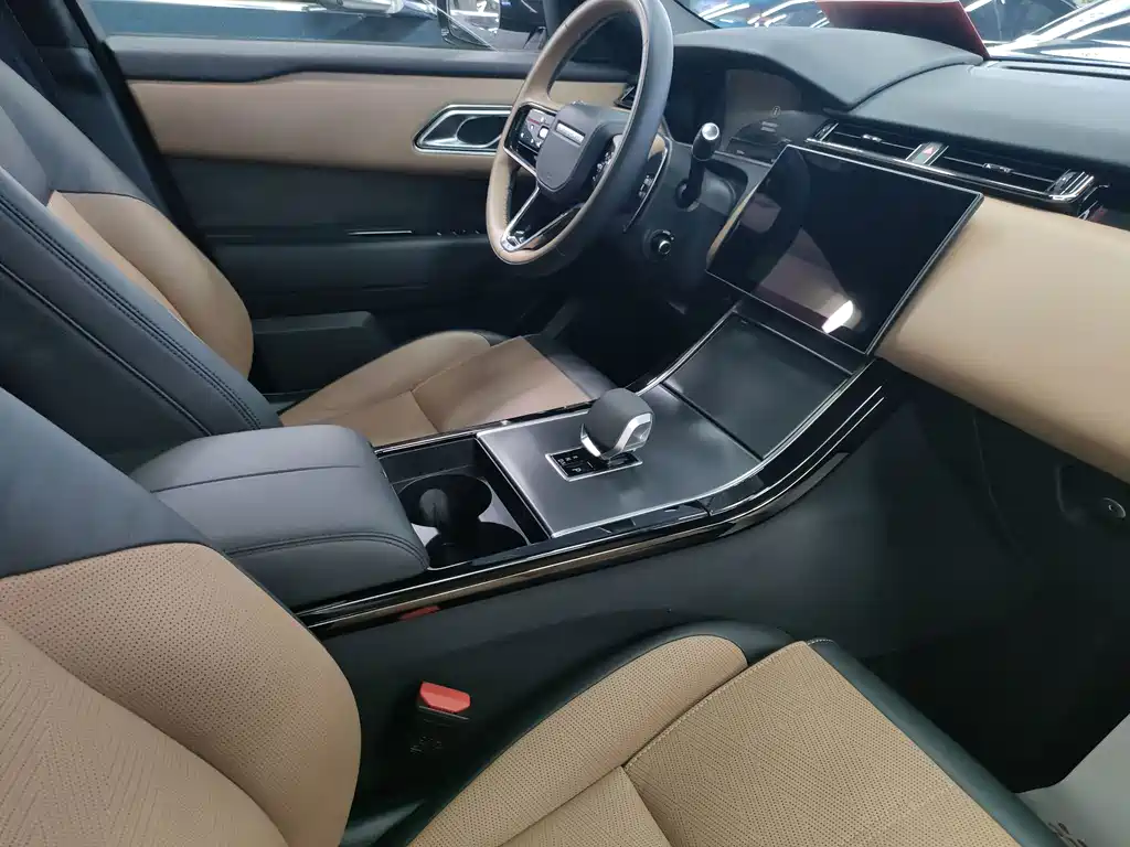 Land Rover Velar — миниатюра 8