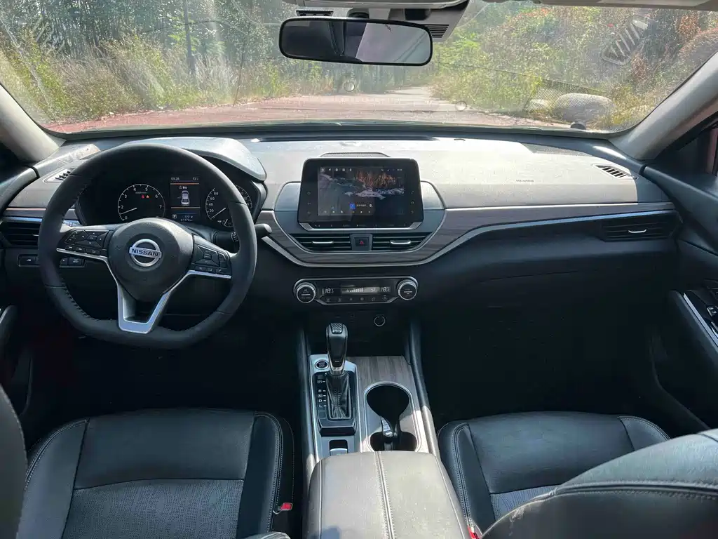 Nissan Teana — миниатюра 9