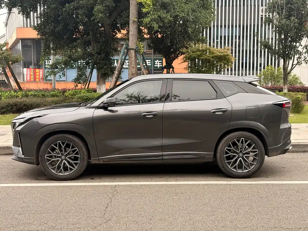 Changan CS75 — миниатюра 8