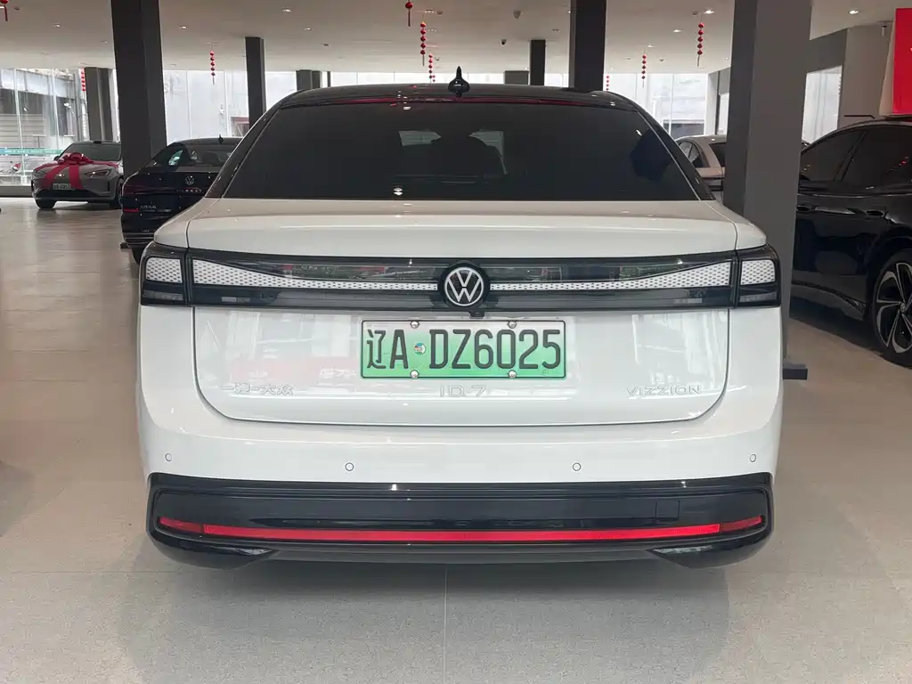 Volkswagen ID.7 VIZZION — миниатюра 5