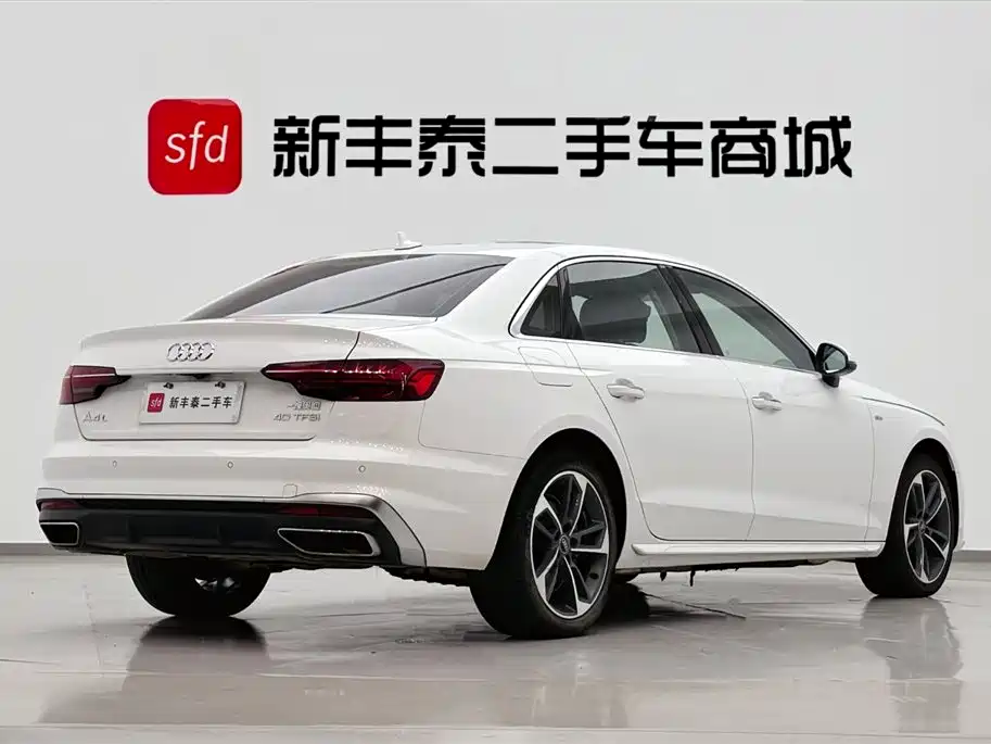 Audi A4L 2023 40 TFSI Fashion