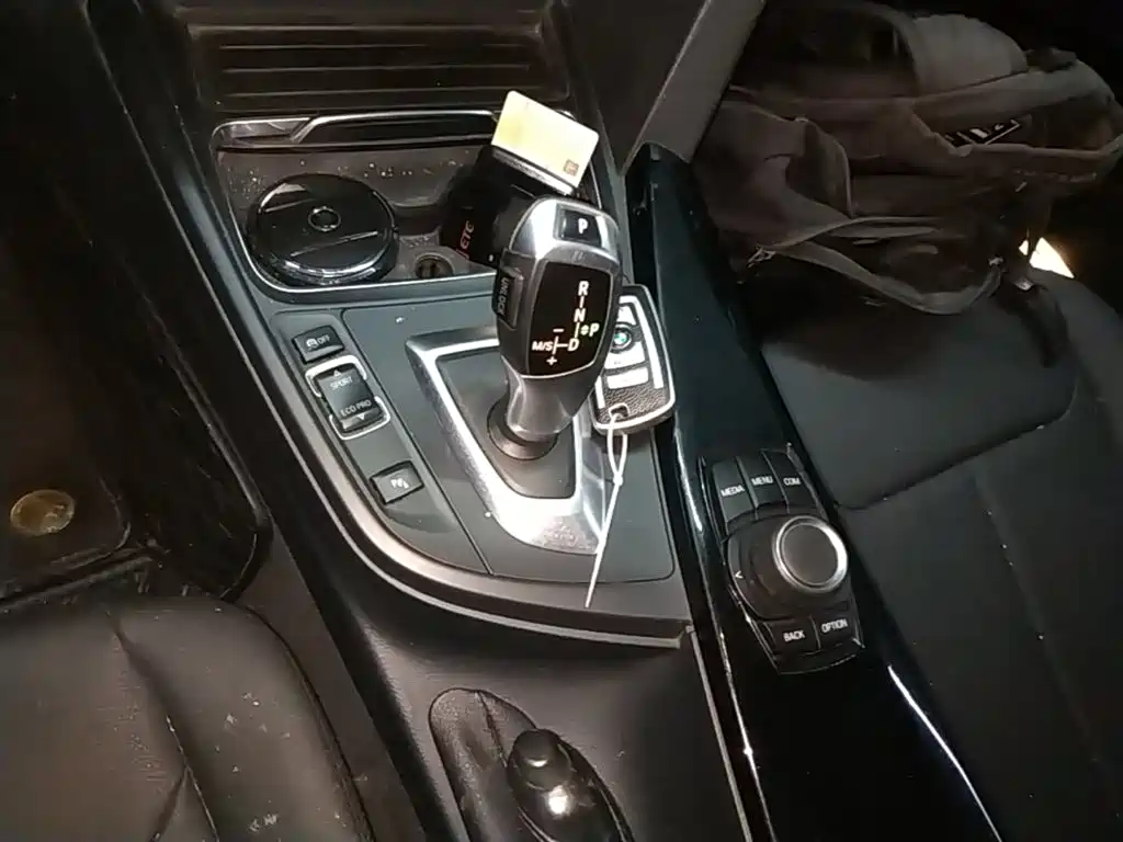 BMW 3 Series — миниатюра 14