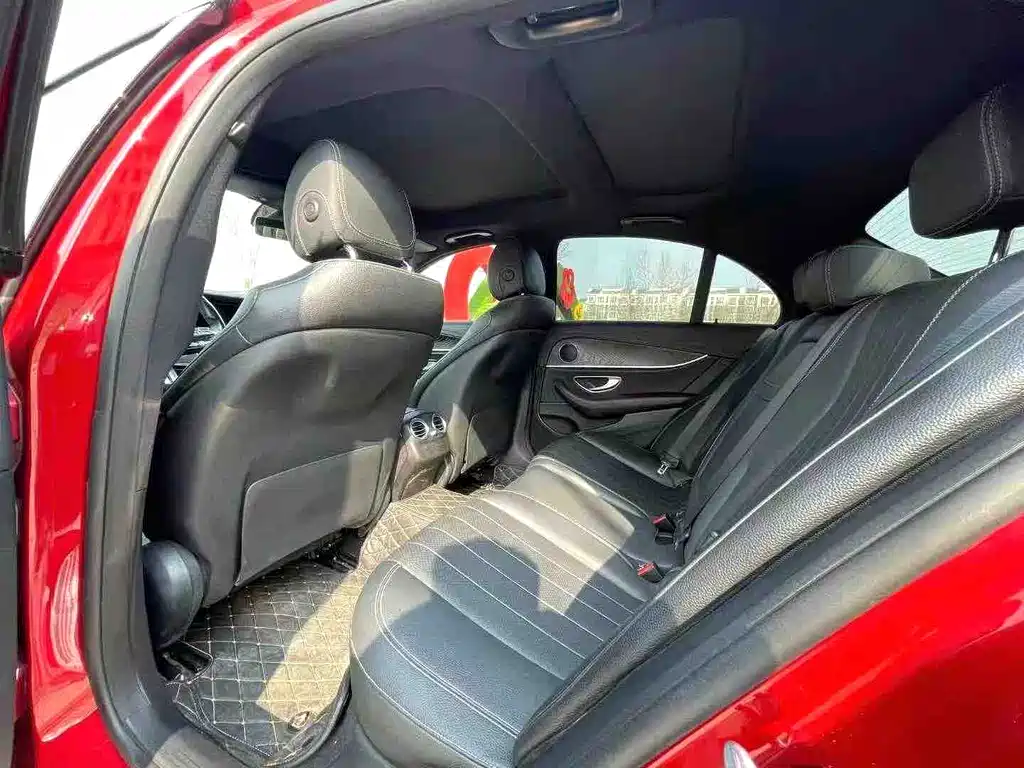 Mercedes-Benz E-Class (Import) — миниатюра 7