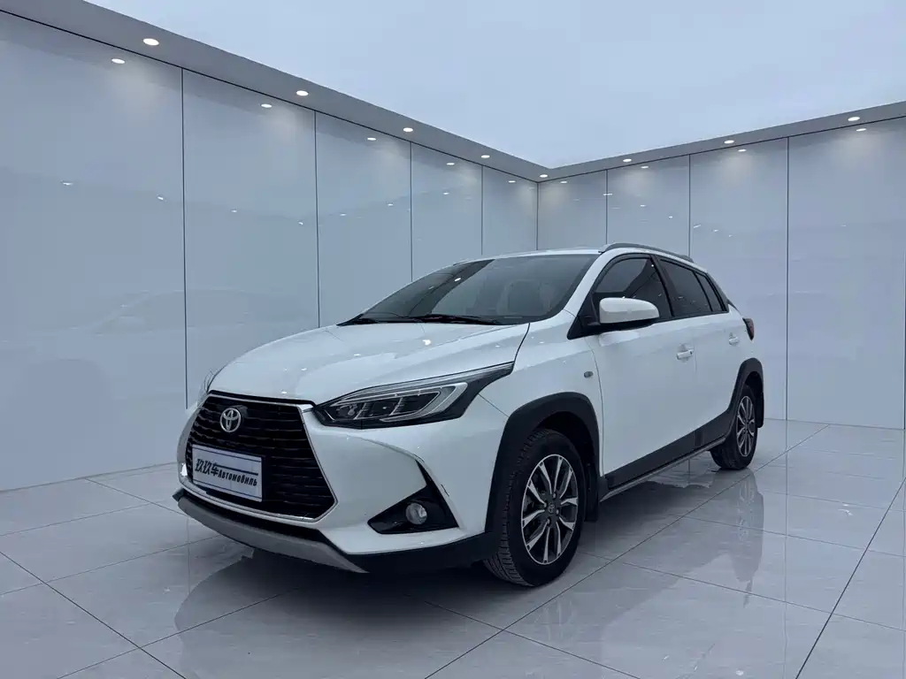 Toyota Yaris L