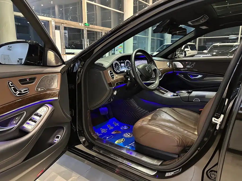 Mercedes-Benz S-Class — миниатюра 7