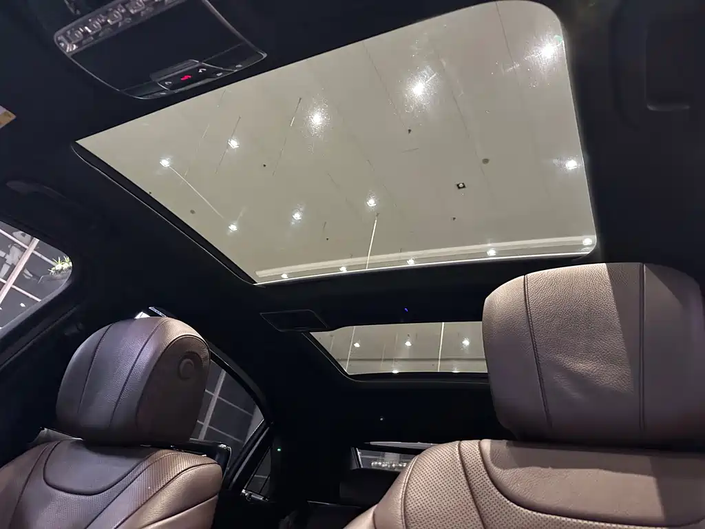 Mercedes-Benz S-Class — миниатюра 18