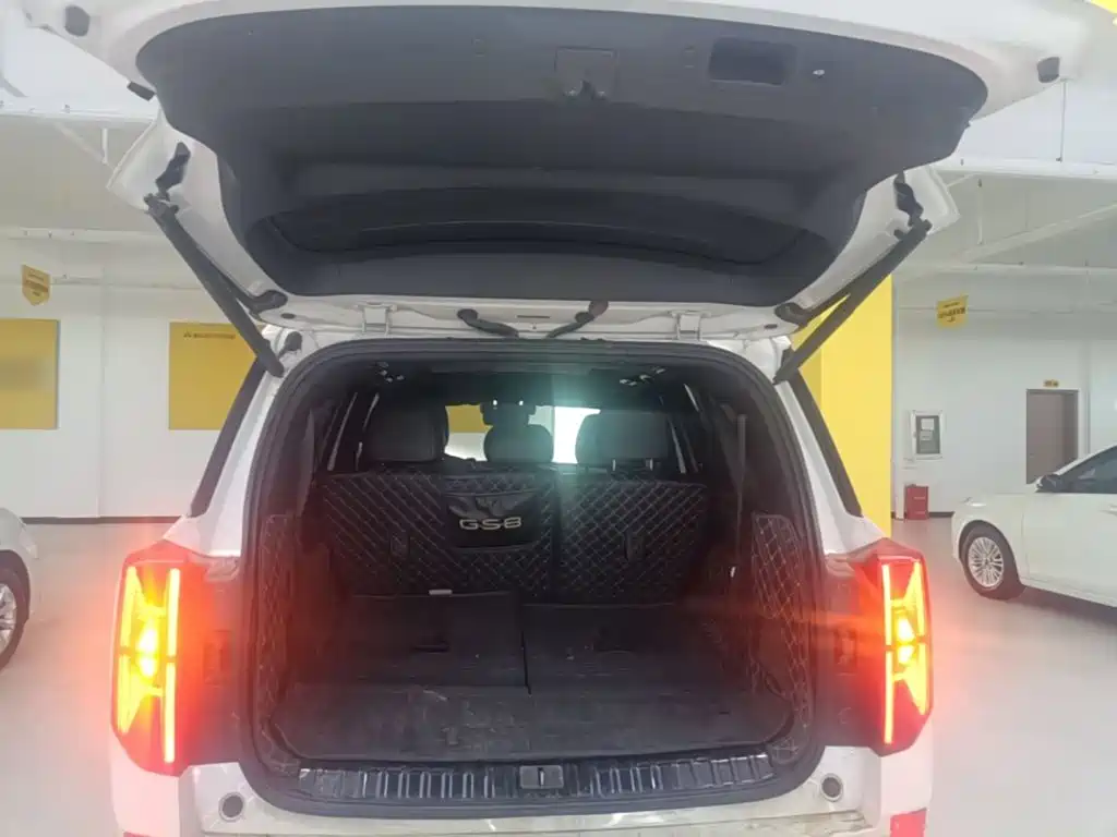 GAC GS8 2022 2.0TGDI Luxury Smart Connect ( мест)