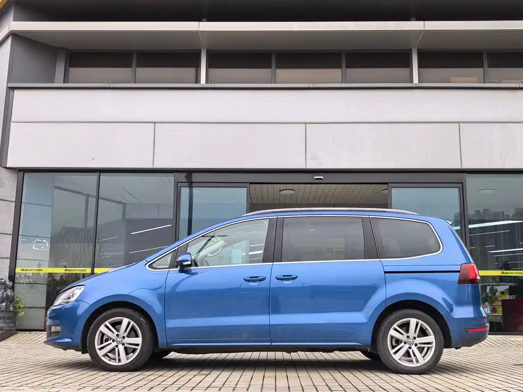 Volkswagen Sharan — миниатюра 4