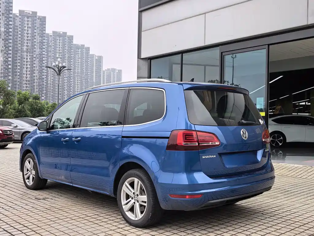 Volkswagen Sharan — миниатюра 5