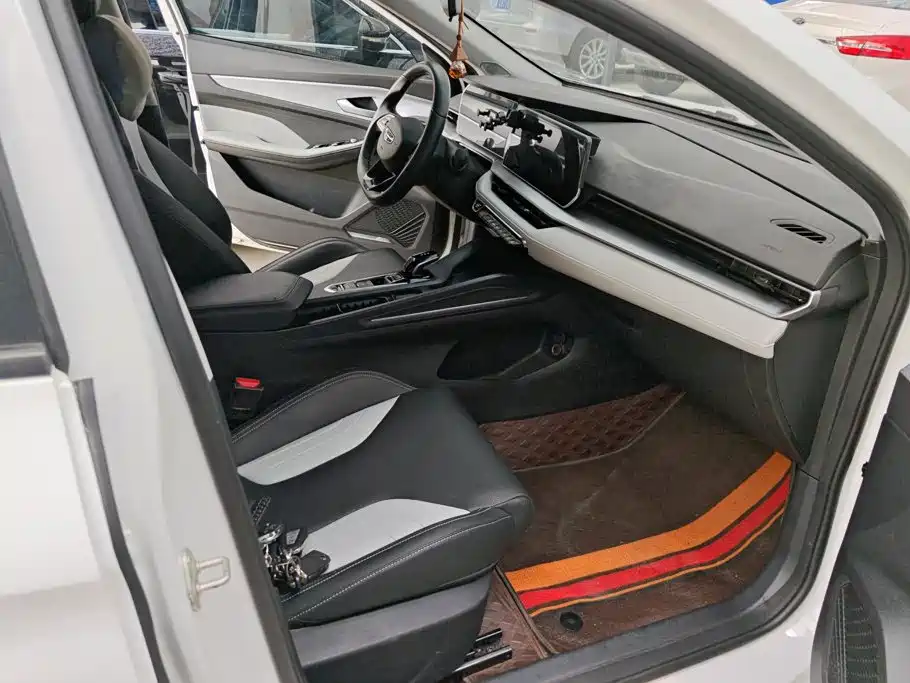 Geely Binrui — миниатюра 8