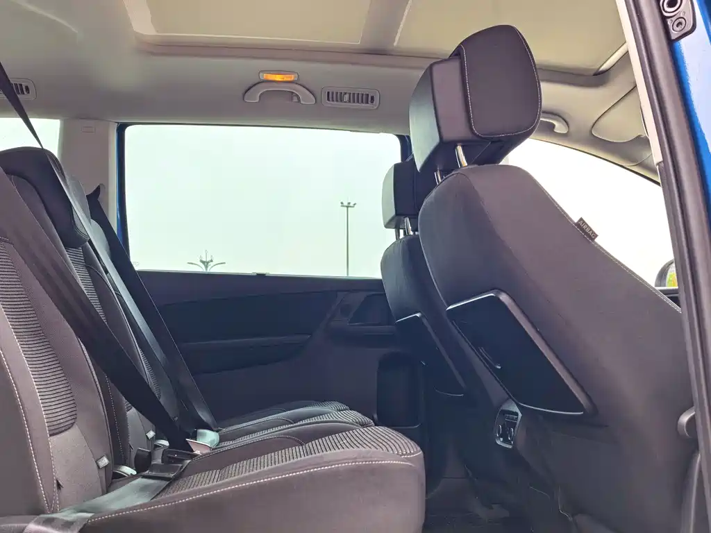 Volkswagen Sharan — миниатюра 9
