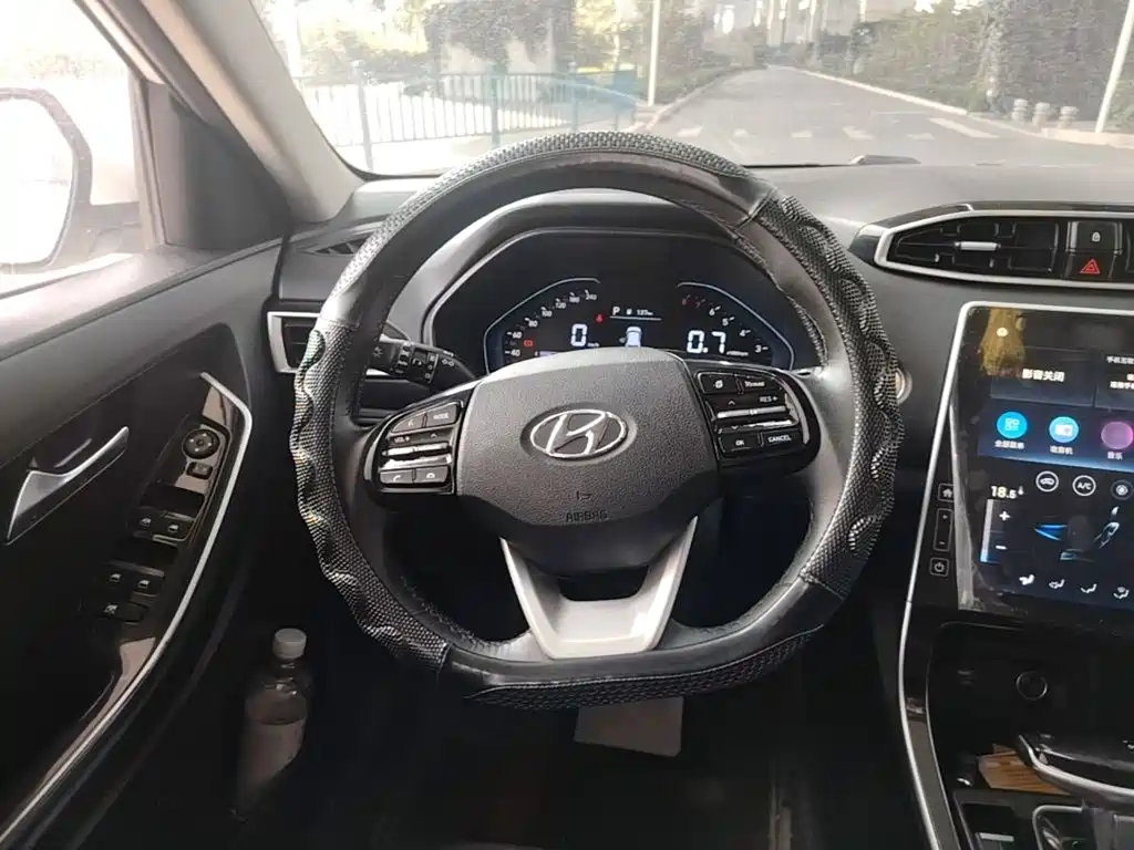Hyundai ix25 — миниатюра 11