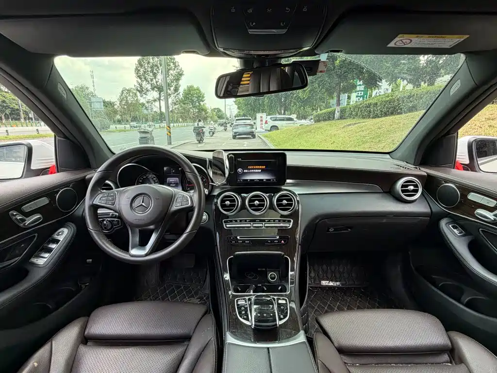 Mercedes-Benz GLC — миниатюра 13