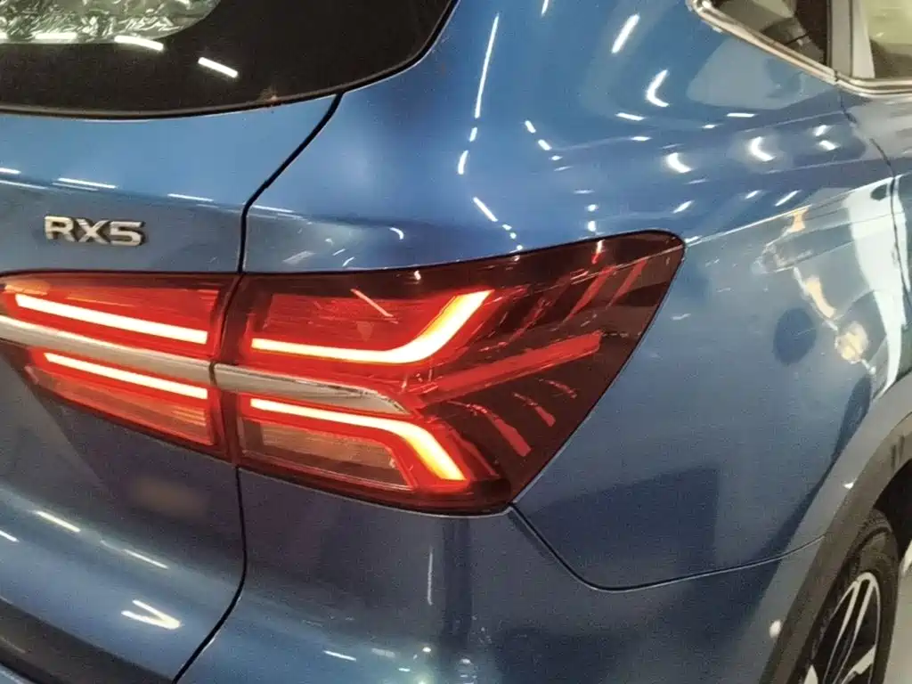 Roewe RX5 — миниатюра 8