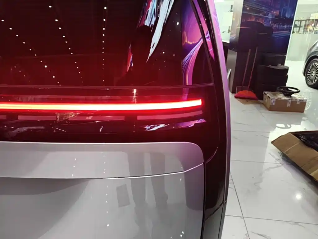 Li Auto Li MEGA — миниатюра 8