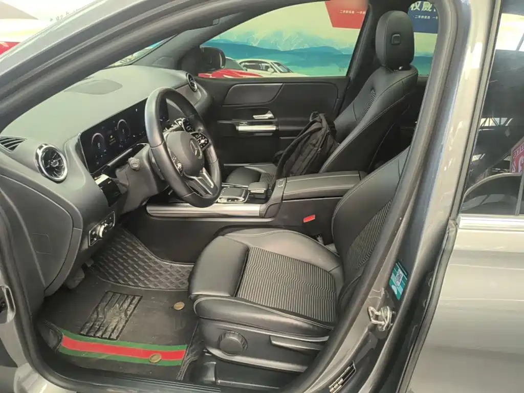 Mercedes-Benz B-Class — миниатюра 15